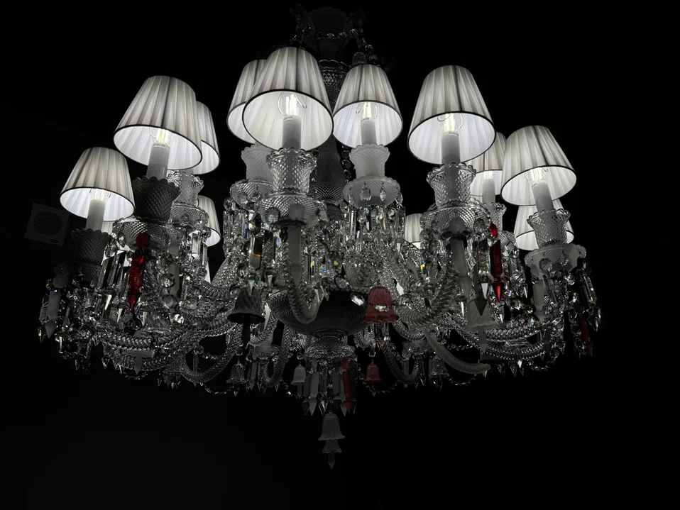 Люстра хрустальная дизайн Baccarat D110x125см прозрачная + вставки коралловые