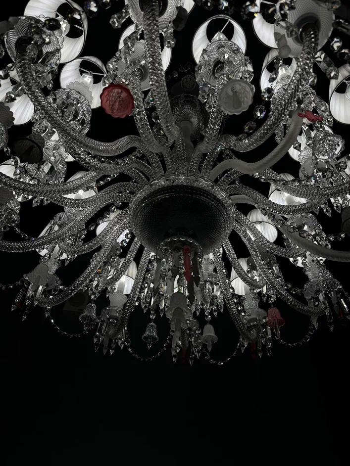 Люстра хрустальная дизайн Baccarat D110x125см прозрачная + вставки коралловые